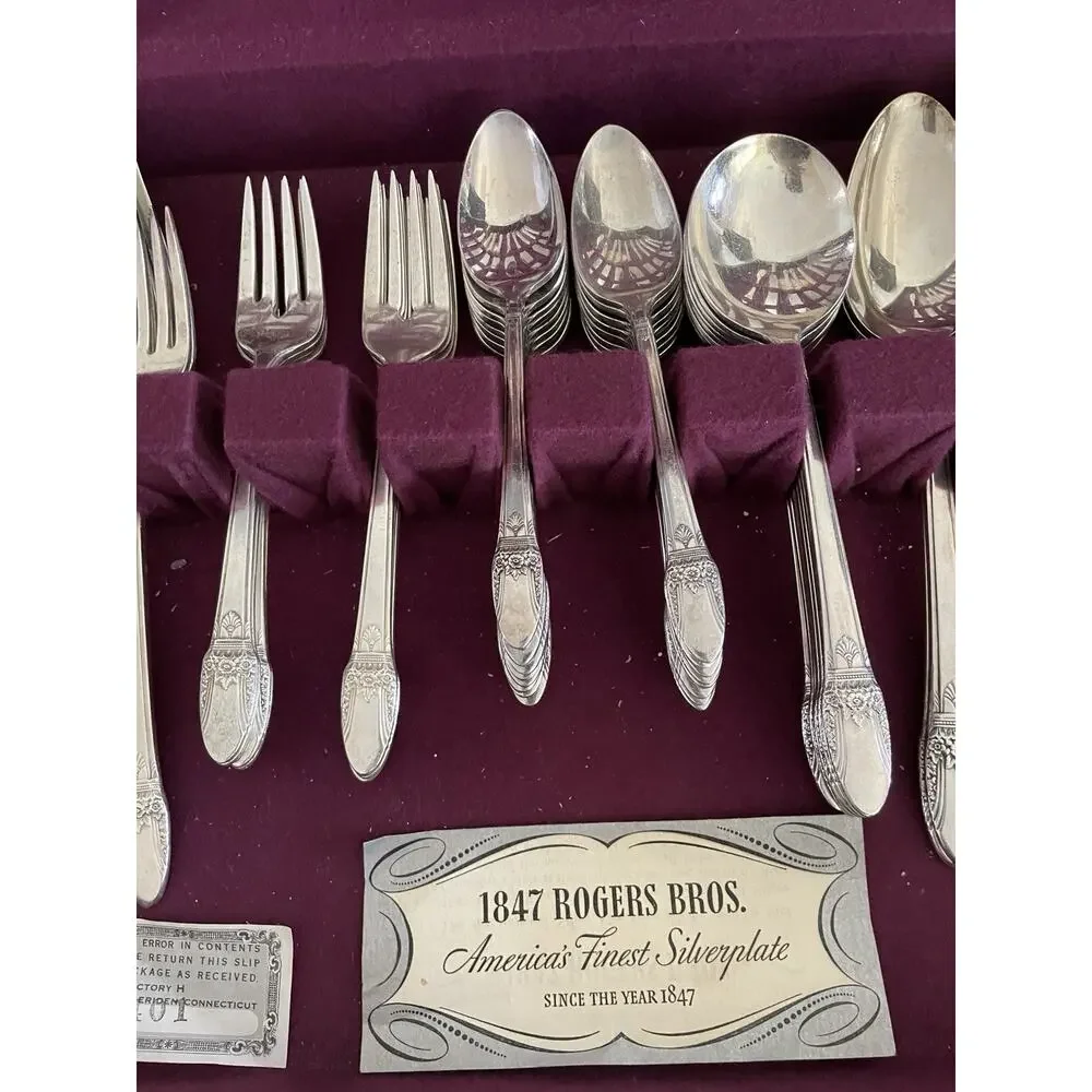 Vintage 1847 Rogers Bros First Love,1937, Service for 8, 52 Piece Set